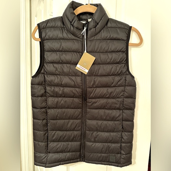 NEW GAP Kids Black Quilted Primaloft Vest XL feels like down! Perfect for Falll - Picture 2 of 9